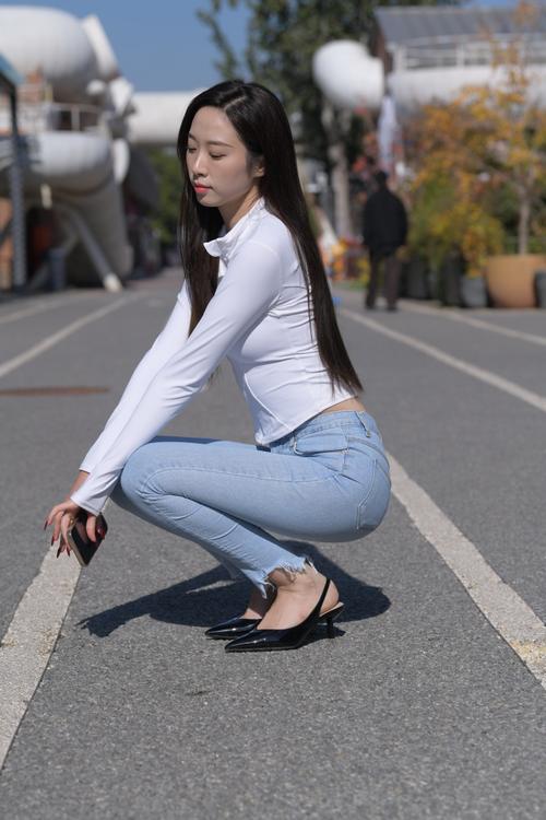 喝茶聊天谈事业